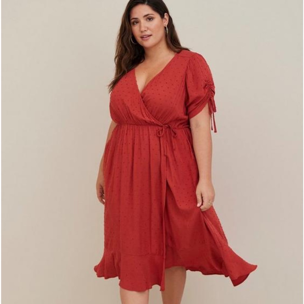 Torrid Midi Midi Swiss Linen Surplice Dress size 00 M 10 equivalent terracotta